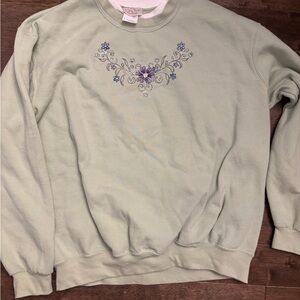 Vintage Top Stitch Floral Embroidered Sage Green Sweatshirt XL